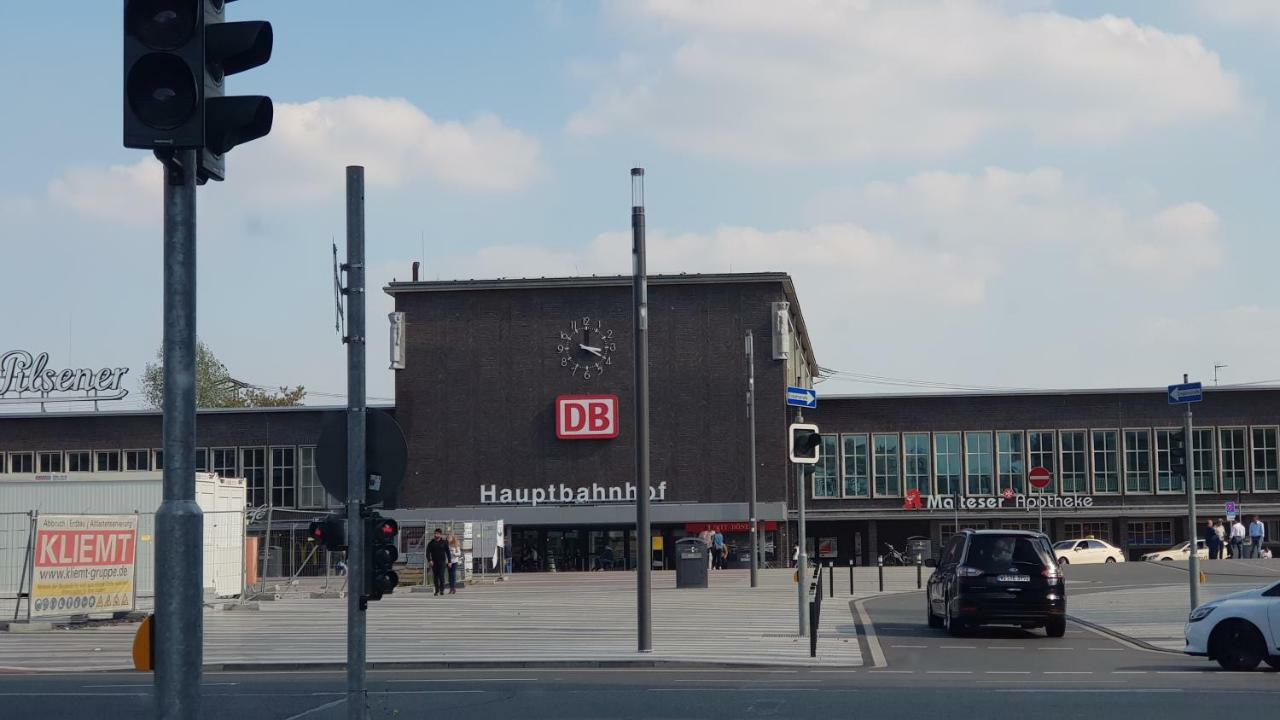 Elena Flat Mohn Duisburg Zentrum Luaran gambar